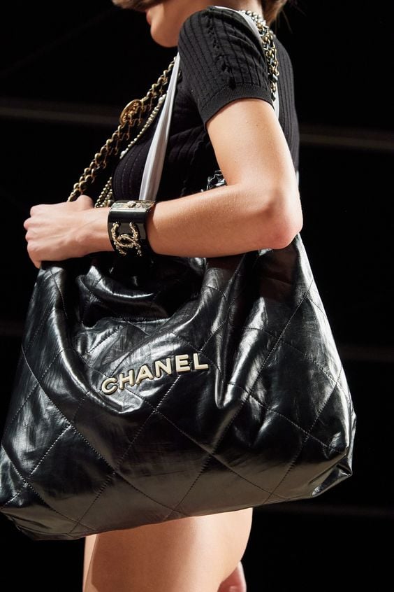 chanel hand bag model