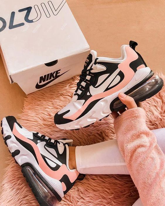 Women Nike Air Max 270 React “Bleached Coral”