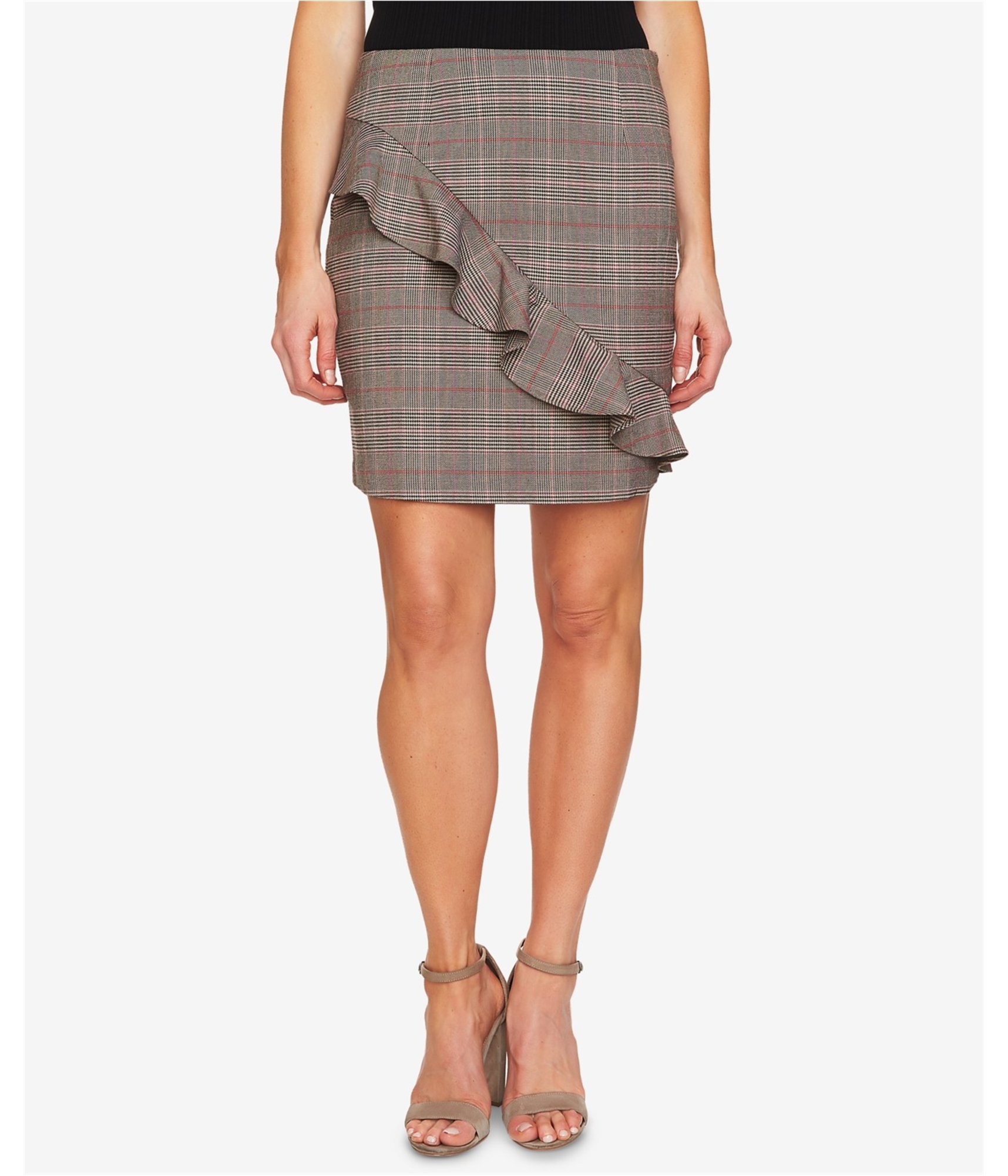 woman-wearing-ruffled-pencil-skirt
