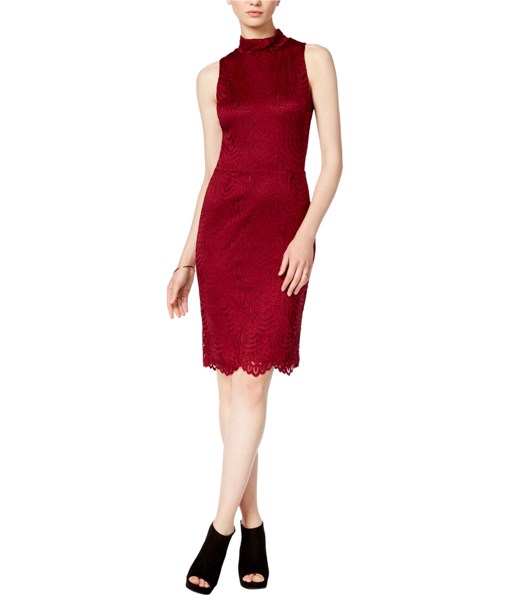 Woman-wearing-mock-turtleneck-sheath-dress