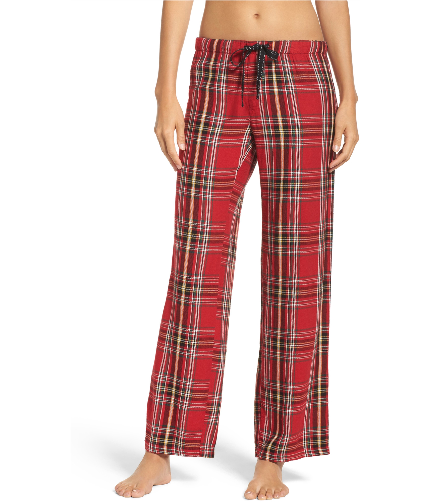 Woman-wearing-plaid-lounge-pants