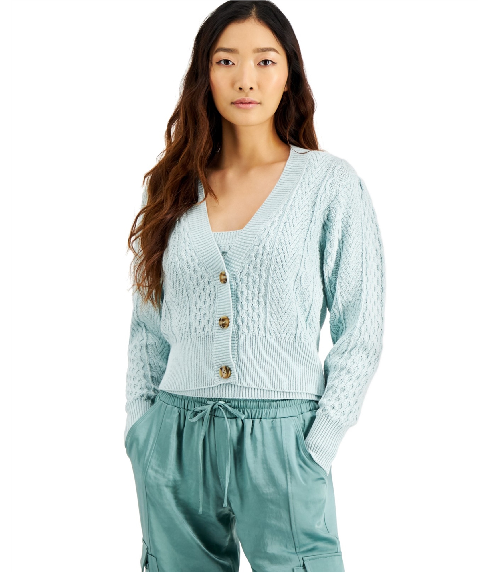 Woman-wearing-cardigan-sweater