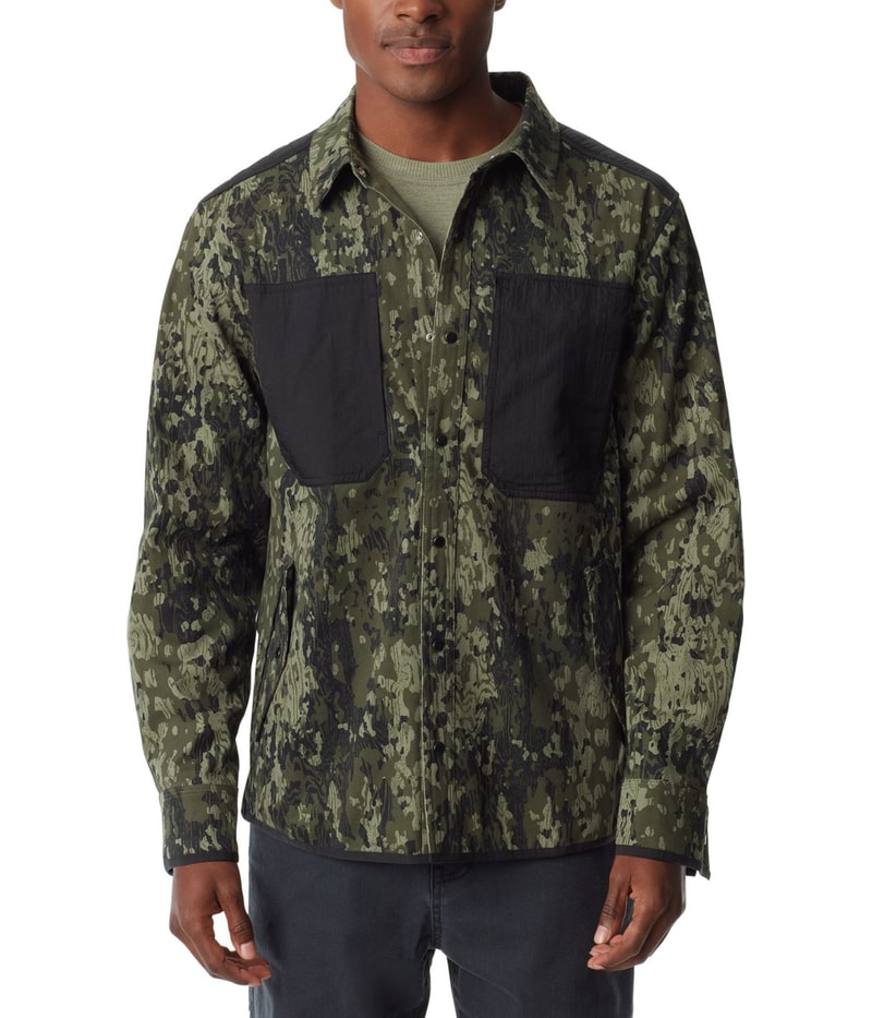 BASS OUTDOOR Mens Standard Fit Stretch Camouflage Button Up Shirt in Charcoal