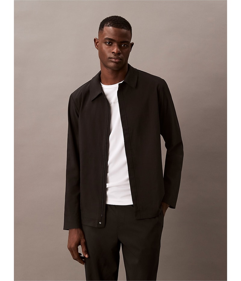 Calvin Klein Mens Packable Woven Windbreaker Jacket in Black